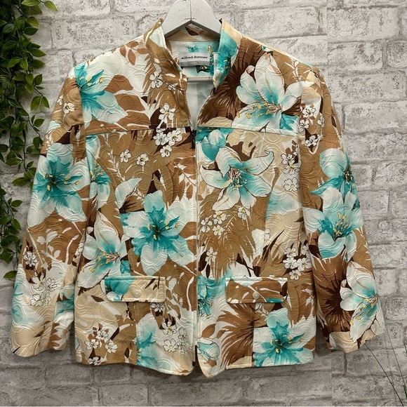 Alfred Dunner Jackets & Blazers - Alfred Dunner Jacket women’s size 16P floral print colorful lightweight